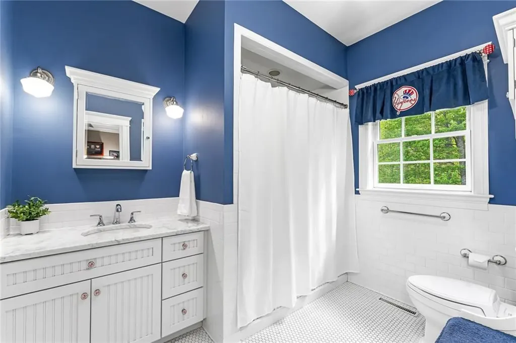 45 Briarbrooke Lane Cranston RI 02921