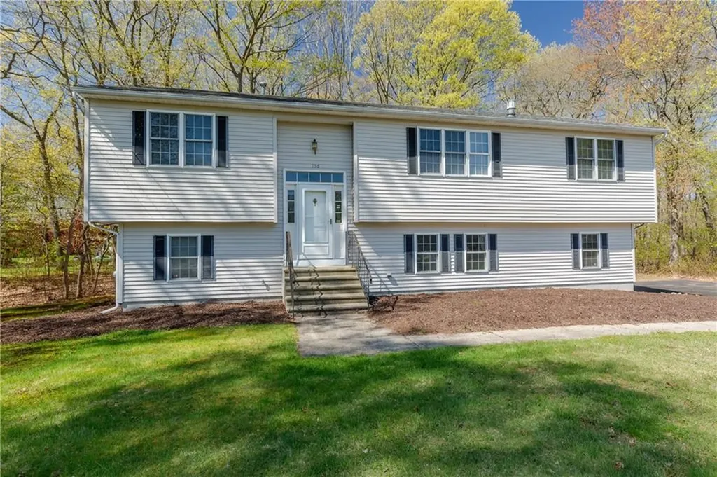136 Hope Hill Terrace Cranston RI 02921