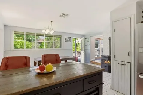 85 Highland Avenue Portsmouth RI 02871