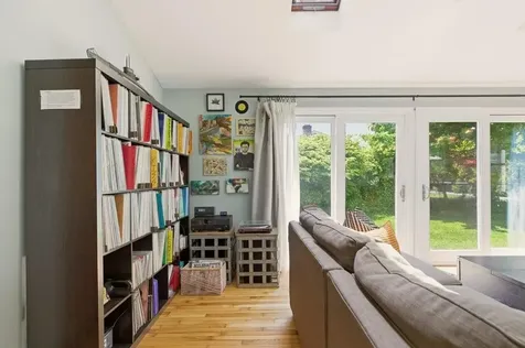85 Highland Avenue Portsmouth RI 02871