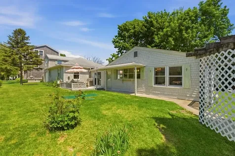 85 Highland Avenue Portsmouth RI 02871