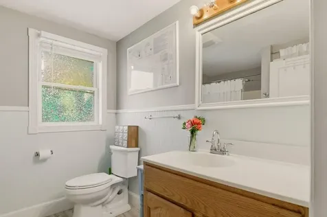 85 Highland Avenue Portsmouth RI 02871