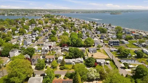 85 Highland Avenue Portsmouth RI 02871