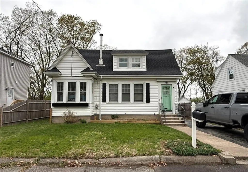 32 Hopkins Terrace Cumberland RI 02864