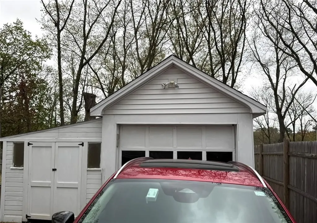 32 Hopkins Terrace Cumberland RI 02864