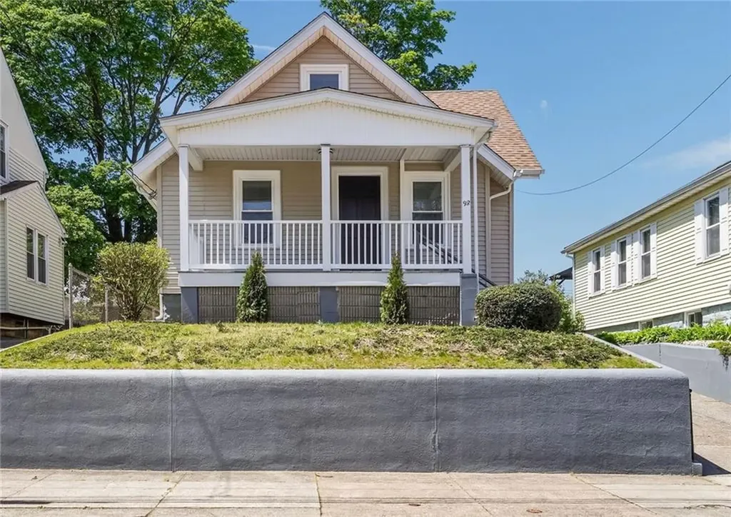 98 James Street East Providence RI 02914