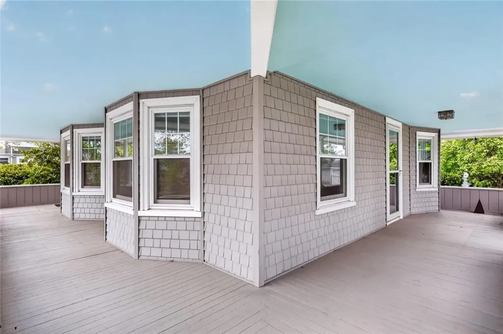 7 Allard Street Warwick RI 02889