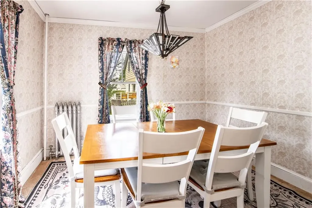3428 West Shore Road Warwick RI 02886