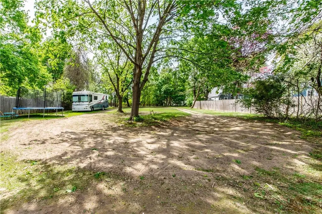 3428 West Shore Road Warwick RI 02886