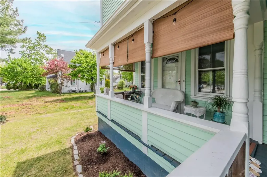 3428 West Shore Road Warwick RI 02886
