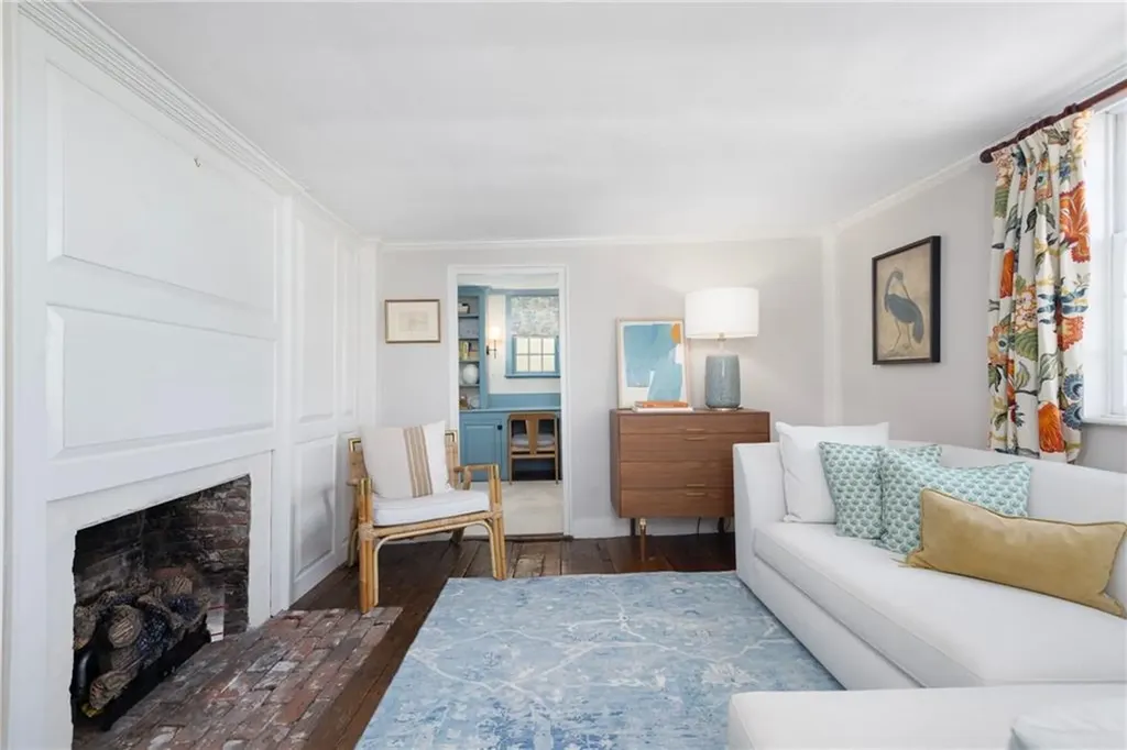 27 William Street Newport RI 02840