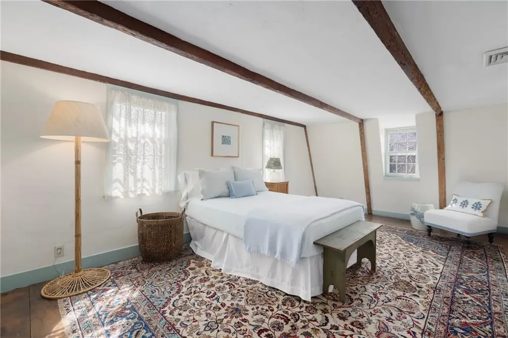 27 William Street Newport RI 02840