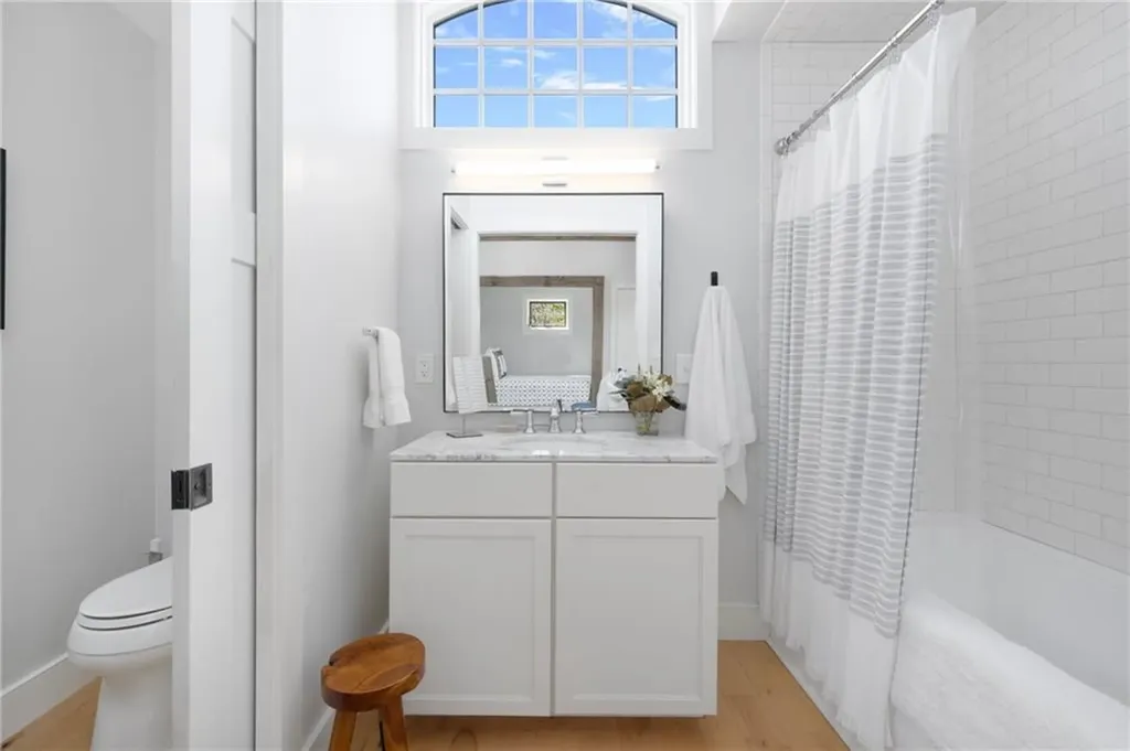 27 William Street Newport RI 02840