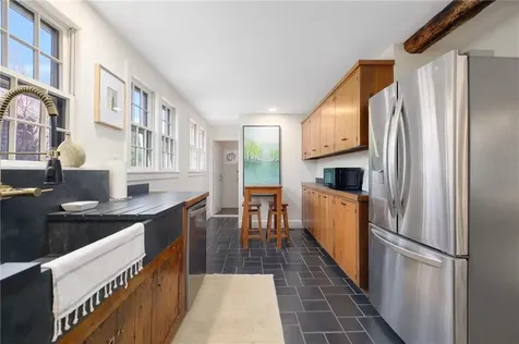 27 William Street Newport RI 02840