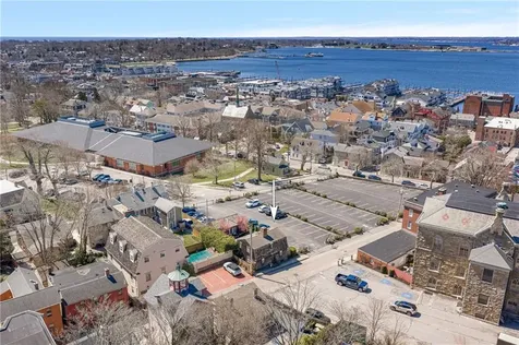 27 William Street Newport RI 02840