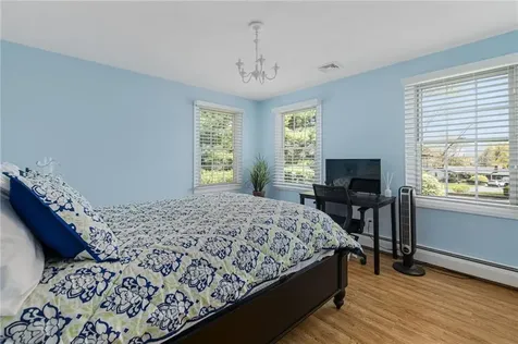 91 Mann School Road Smithfield RI 02917