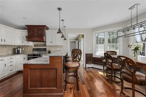 91 Mann School Road Smithfield RI 02917