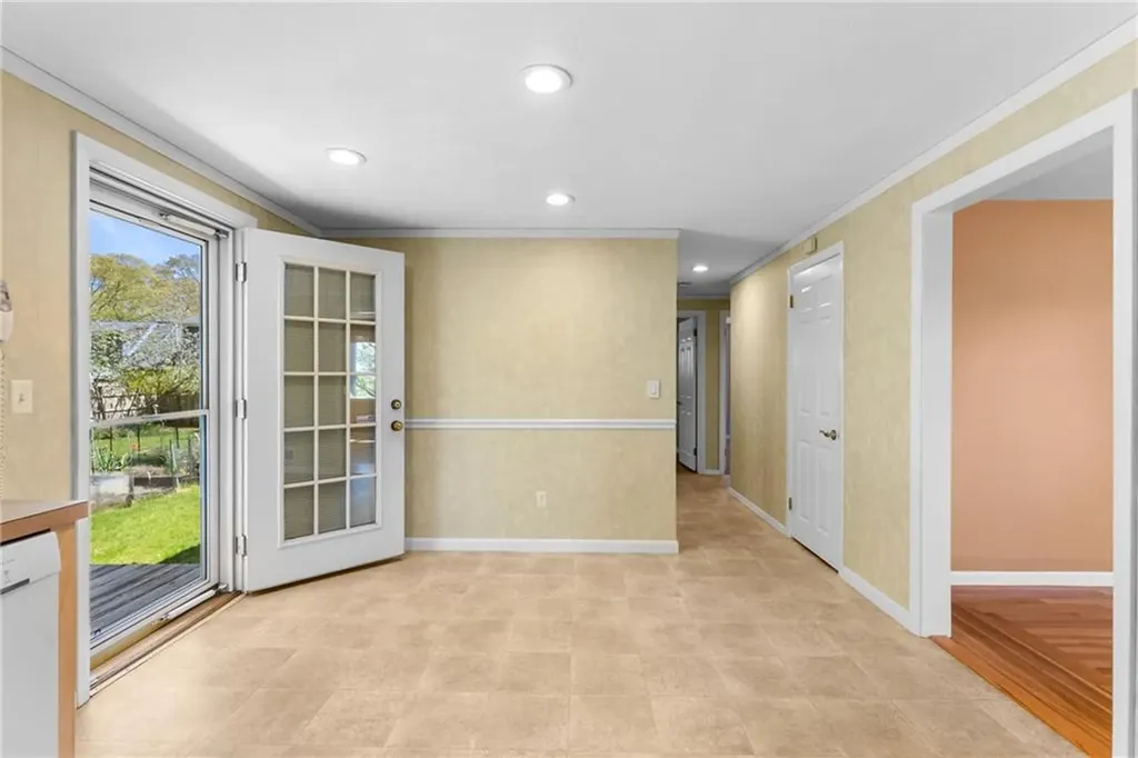 91 Hilton Road Warwick RI 02889