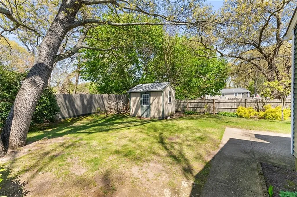 91 Hilton Road Warwick RI 02889