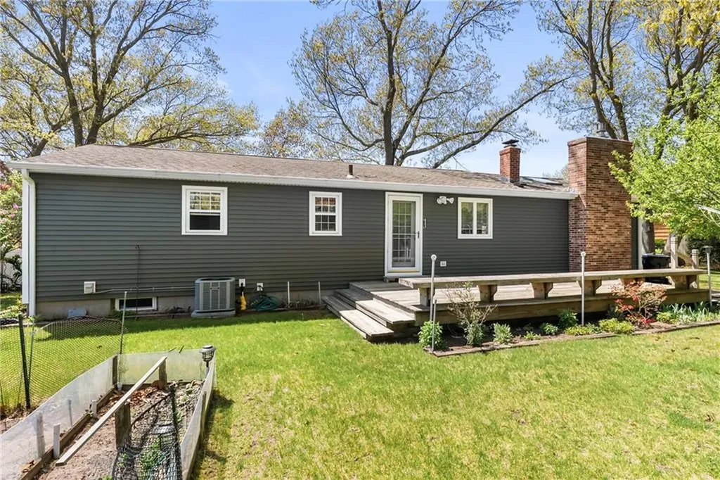 91 Hilton Road Warwick RI 02889