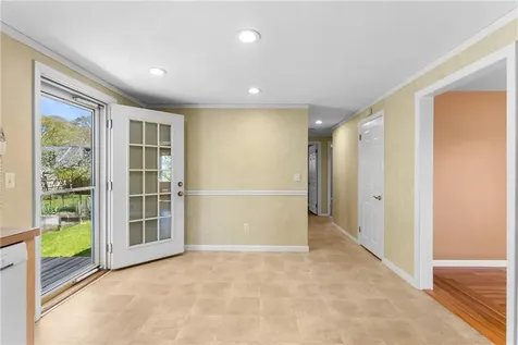 91 Hilton Road Warwick RI 02889