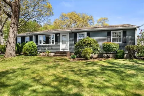 91 Hilton Road Warwick RI 02889