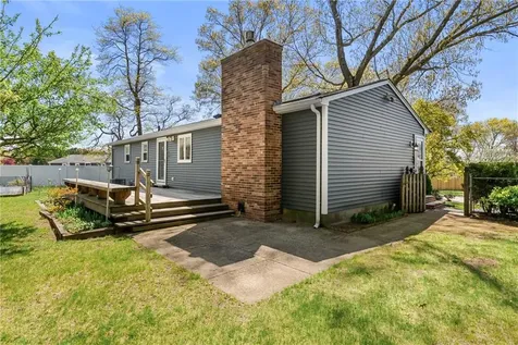 91 Hilton Road Warwick RI 02889