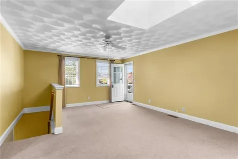 91 Hilton Road Warwick RI 02889