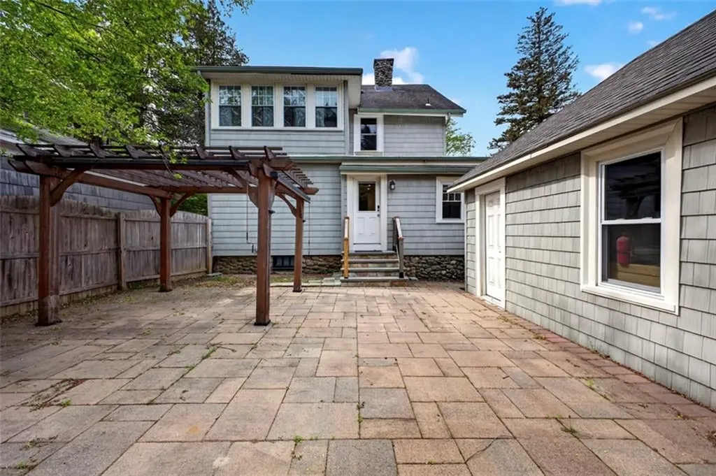 36 Mount Hope Avenue Providence RI 02906