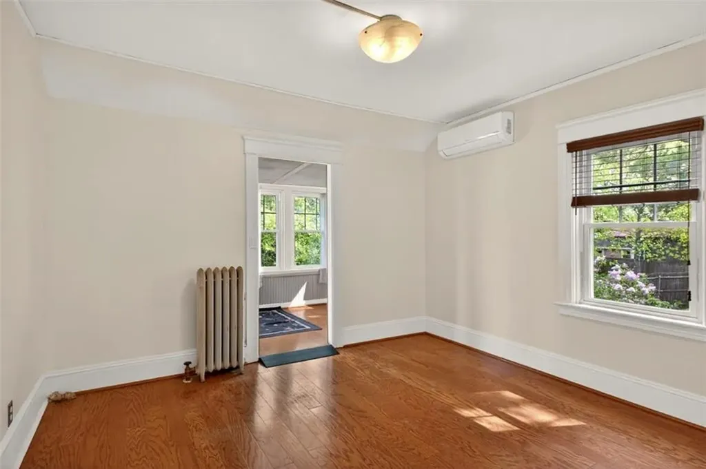 36 Mount Hope Avenue Providence RI 02906