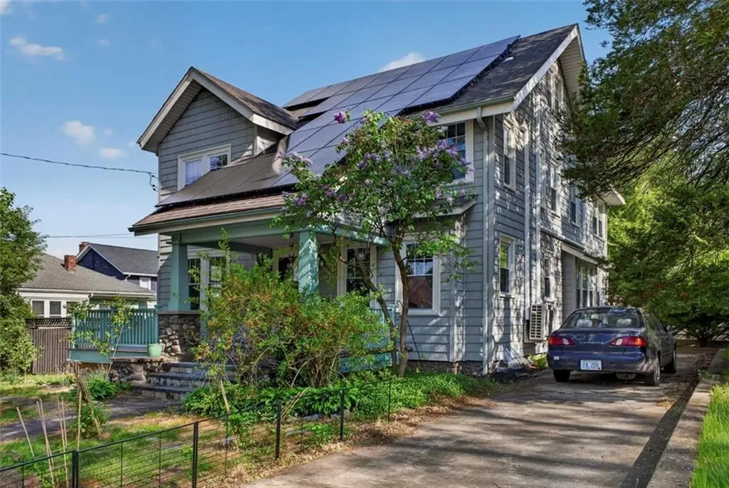 36 Mount Hope Avenue Providence RI 02906