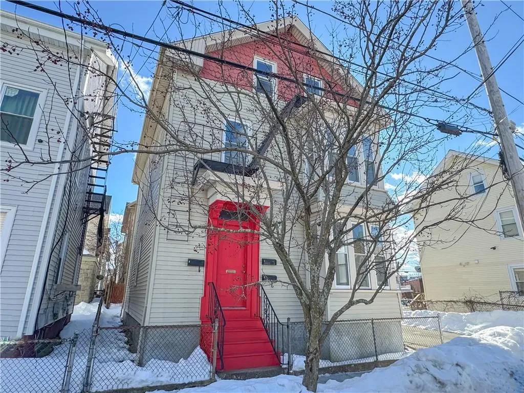 86 Bernon Street Providence RI 02908