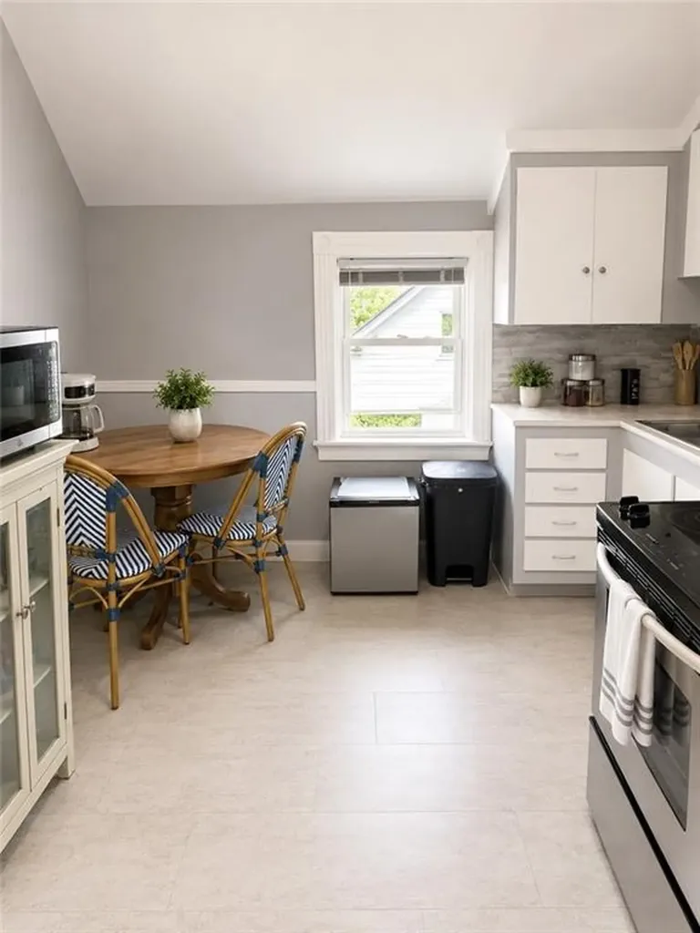 231 Lowell Avenue Providence RI 02909