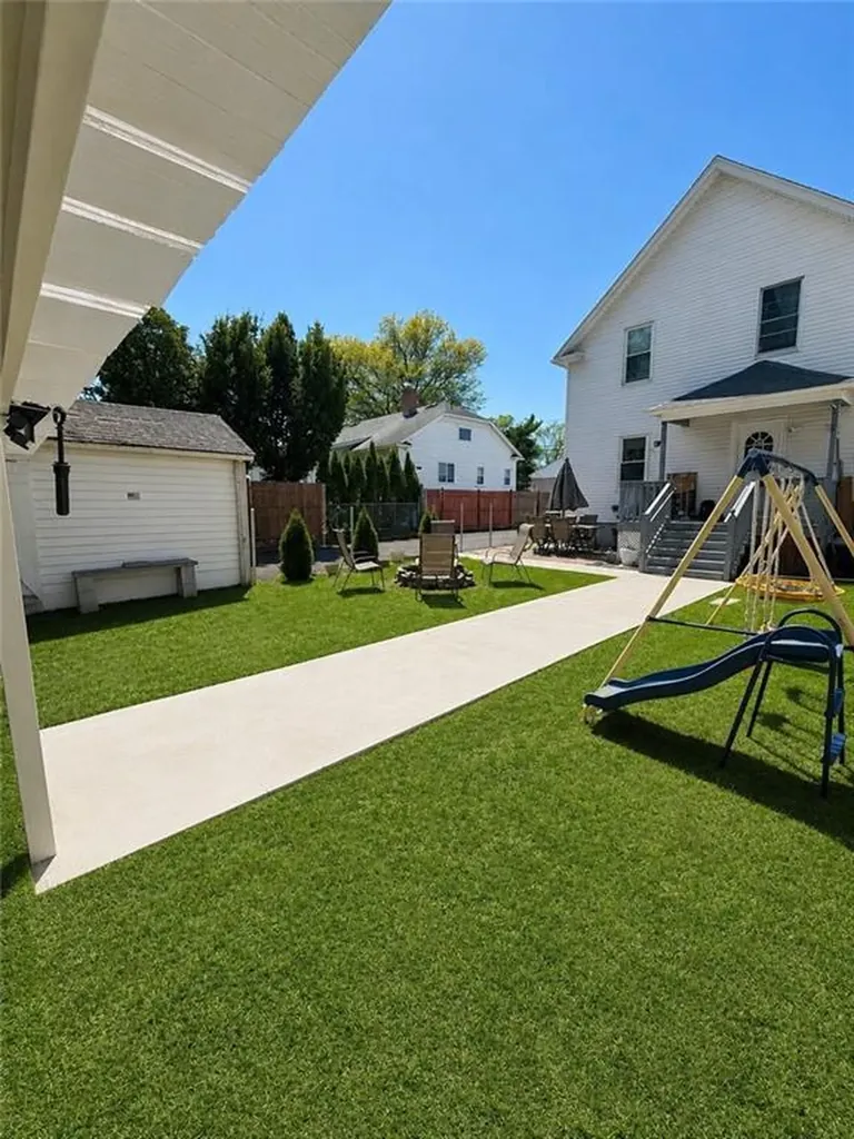 231 Lowell Avenue Providence RI 02909