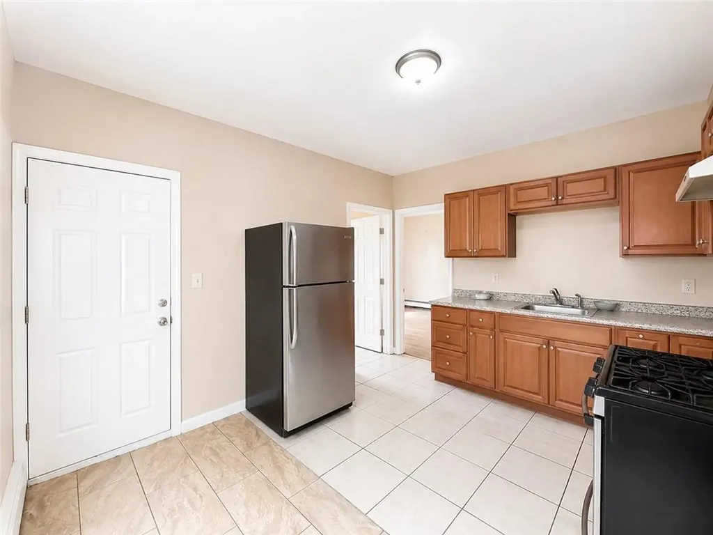 6 Bloomingdale Avenue Pawtucket RI 02860