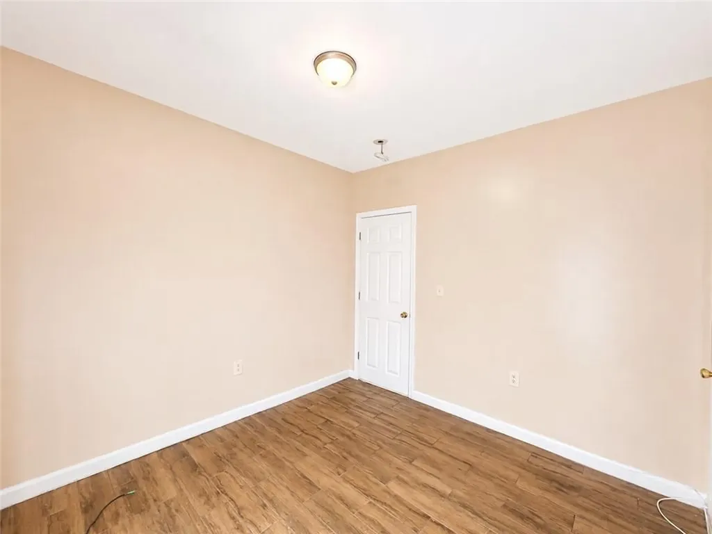 6 Bloomingdale Avenue Pawtucket RI 02860