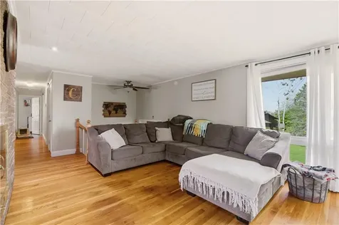 24 Harbor View Road Portsmouth RI 02871