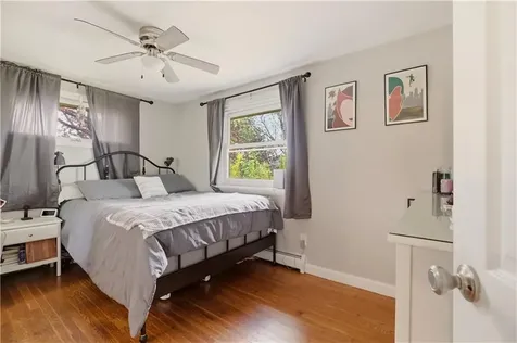 24 Harbor View Road Portsmouth RI 02871