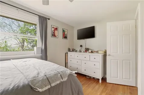 24 Harbor View Road Portsmouth RI 02871