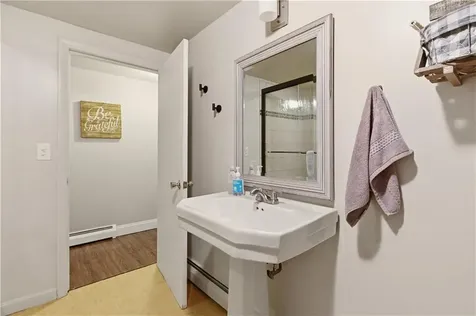 24 Harbor View Road Portsmouth RI 02871