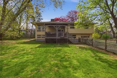 24 Harbor View Road Portsmouth RI 02871