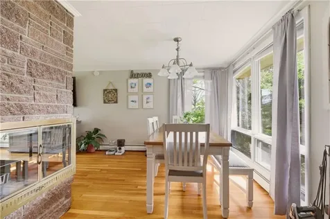 24 Harbor View Road Portsmouth RI 02871