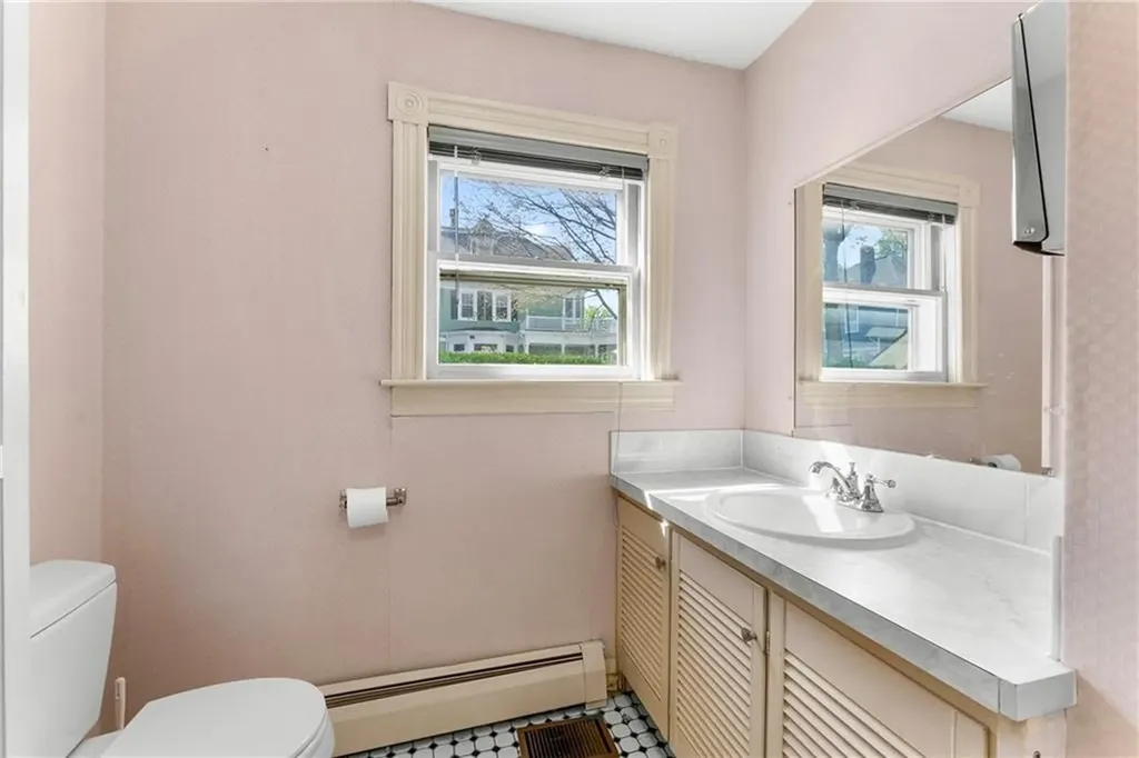 1358 Smith Street North Providence RI 02911