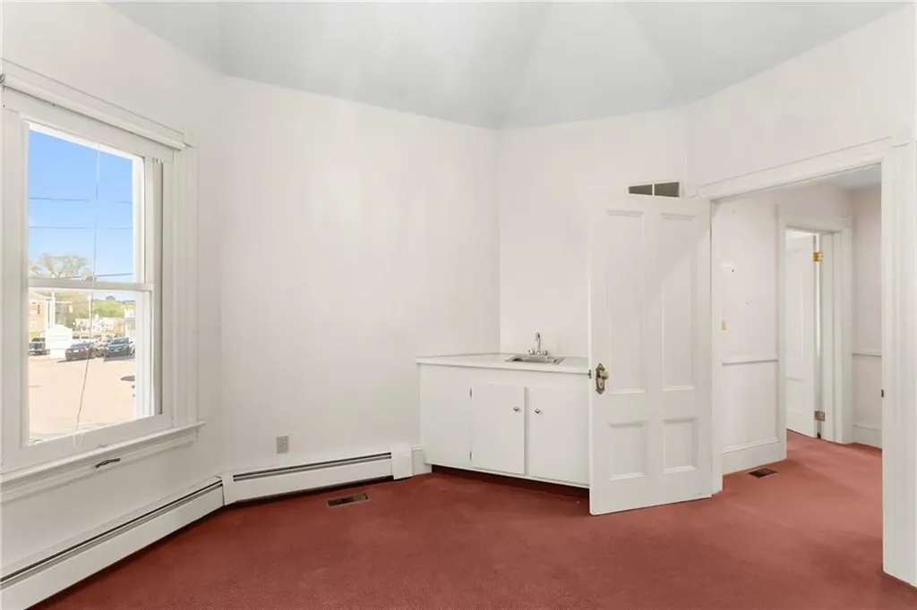 1358 Smith Street North Providence RI 02911