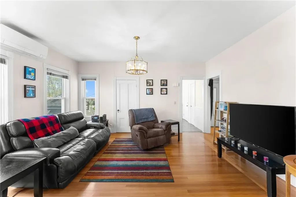 1358 Smith Street North Providence RI 02911