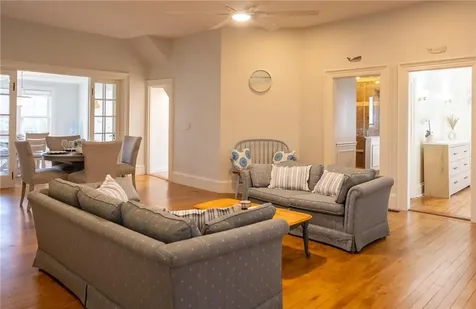244 Kingstown Road Narragansett RI 02882