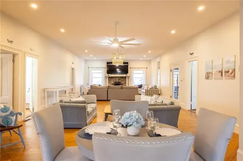 244 Kingstown Road Narragansett RI 02882