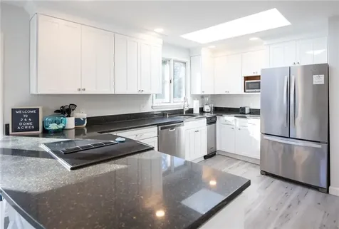 244 Kingstown Road Narragansett RI 02882