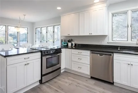 244 Kingstown Road Narragansett RI 02882