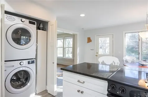 244 Kingstown Road Narragansett RI 02882